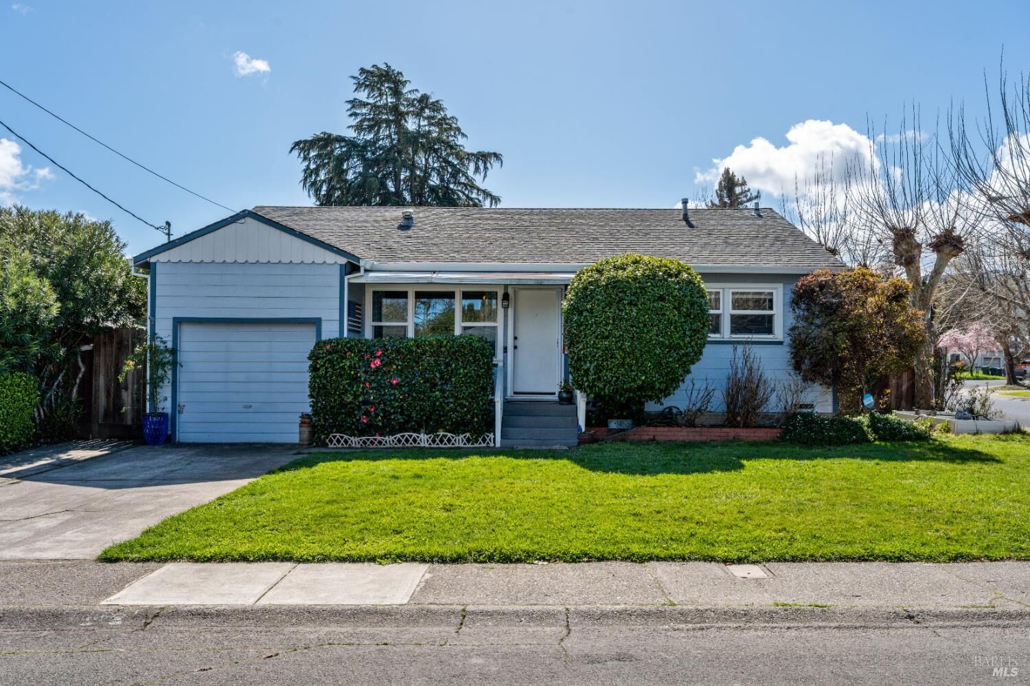 Property Photo: 187 Magnolia Street CA 95482