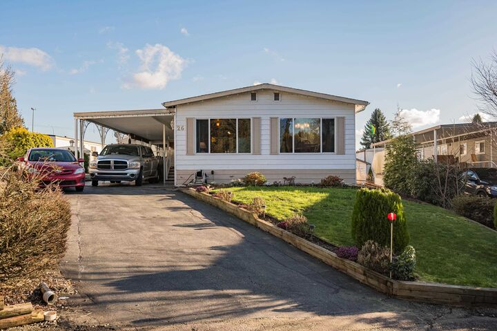 Property Photo: 2035 Martens Street 26 BC V2T 6M3