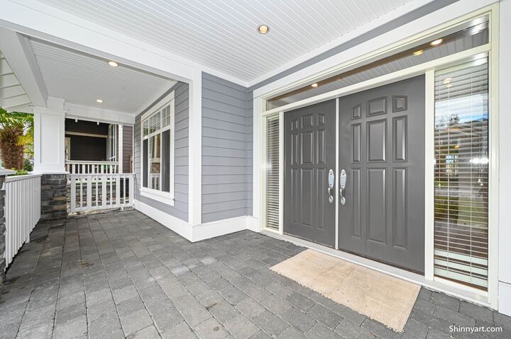 Property Photo: 5323 Spetifore Crescent BC V4M 4H7