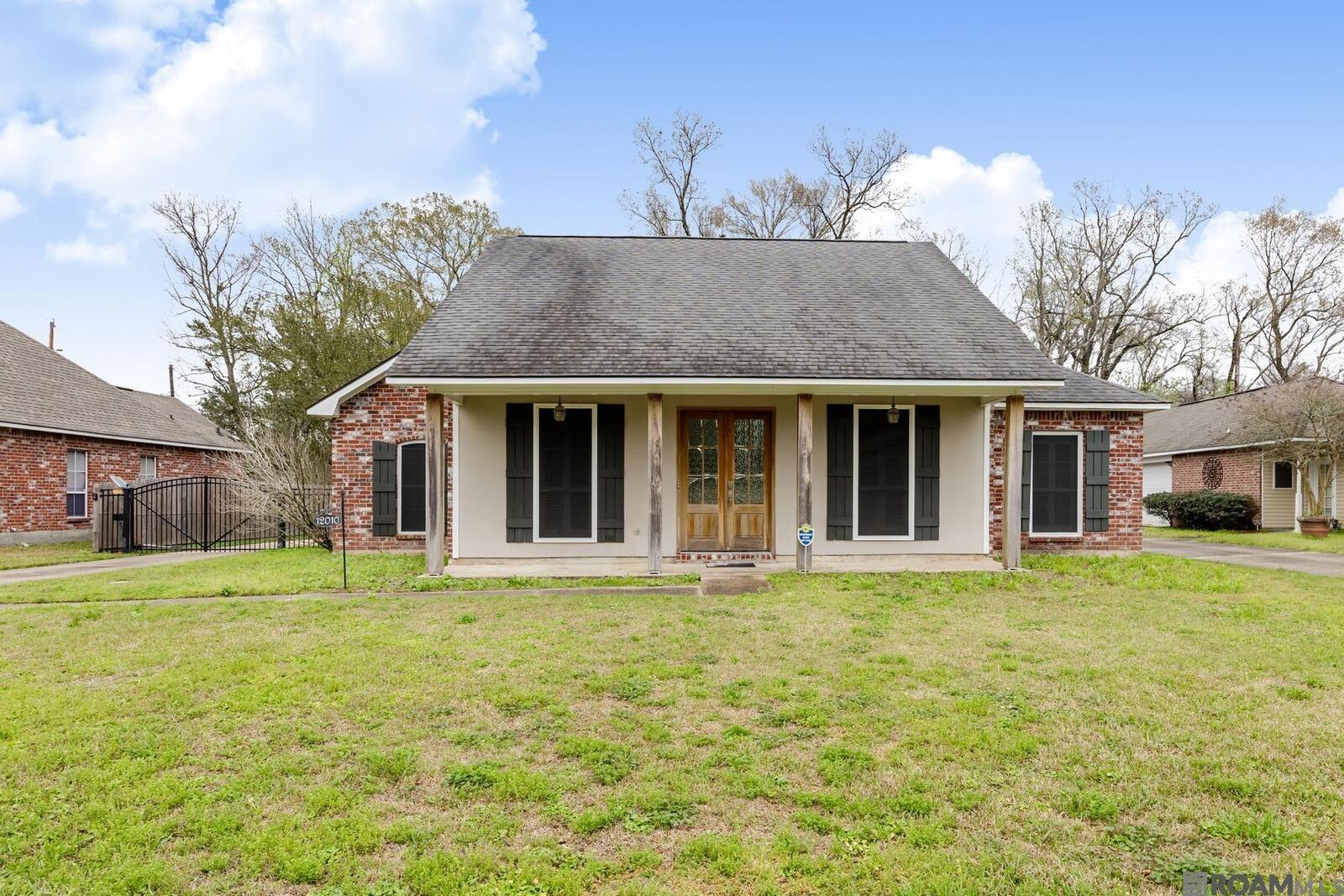 Property Photo:  12010 Spring Meadow Dr  LA 70818 