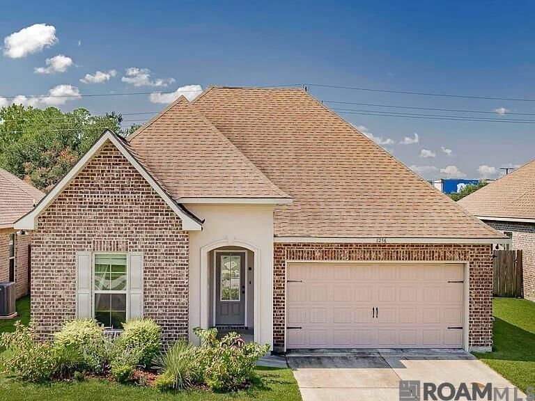 Property Photo: 8256 Rocky Trail Ave LA 70820