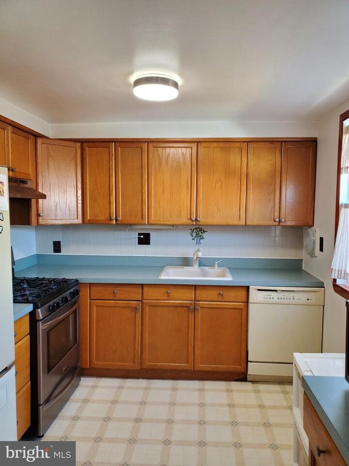 Property Photo:  12032 Farwell Road  PA 19154 