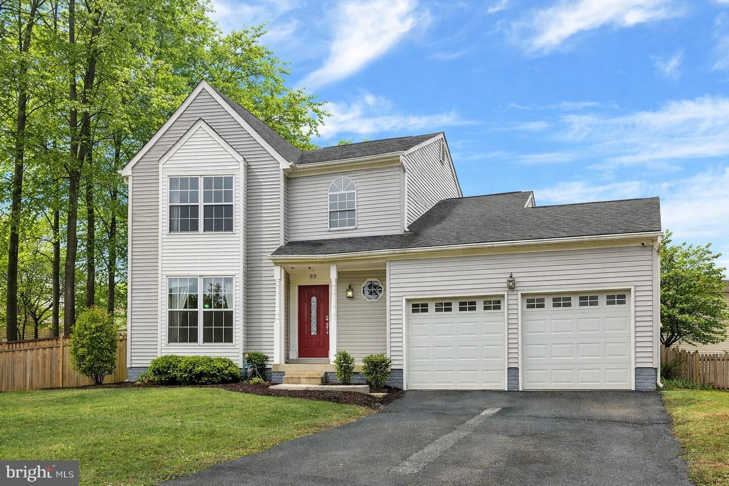 Property Photo: 502 Maple Tree Way MD 20774