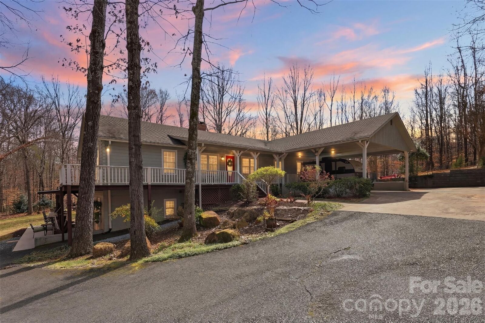 Property Photo:  2614 Forest Lawn Drive  NC 28104 