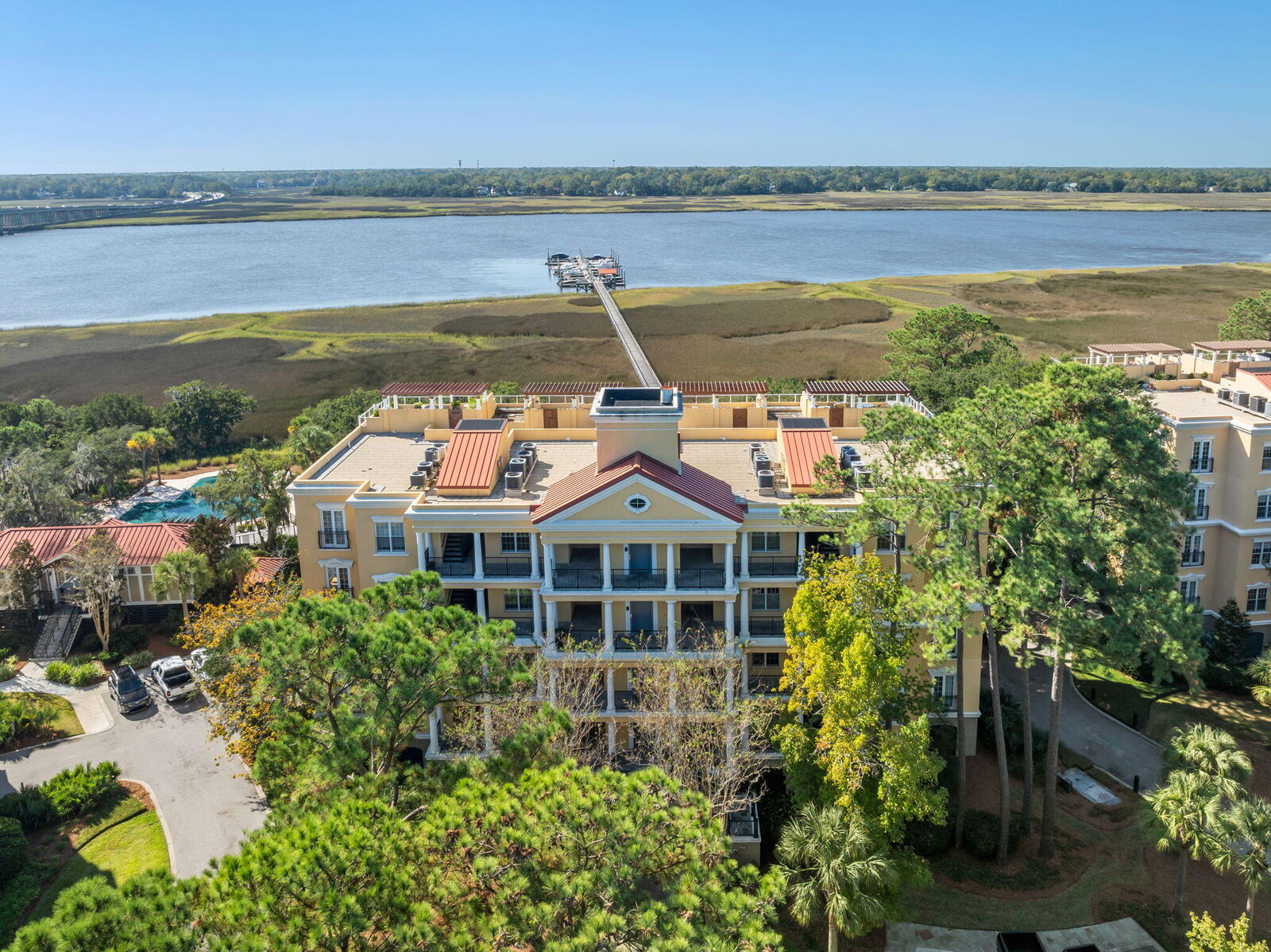 Property Photo:  4255 Faber Place Drive # 4303  SC 29405 