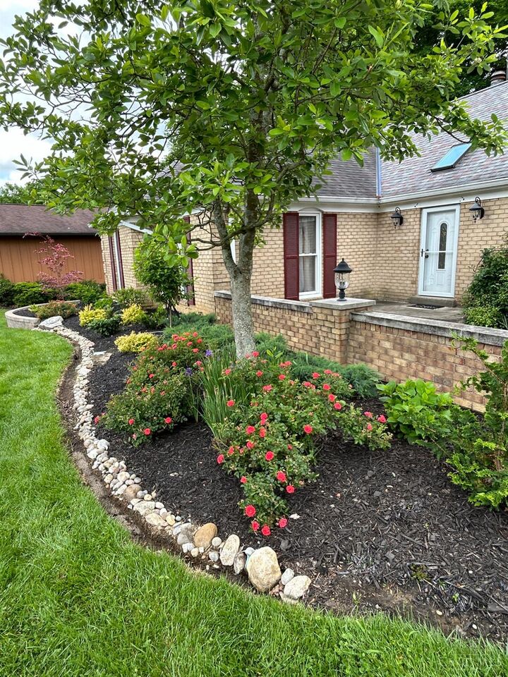 Property Photo:  2241 Spinningwheel Lane  OH 45244 