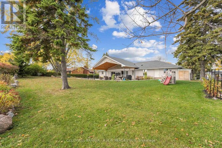 Property Photo:  126 Park Street  ON L0E 1E0 