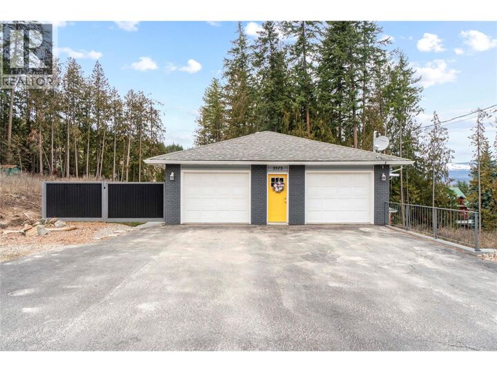 2373 Forest Drive — photo 1