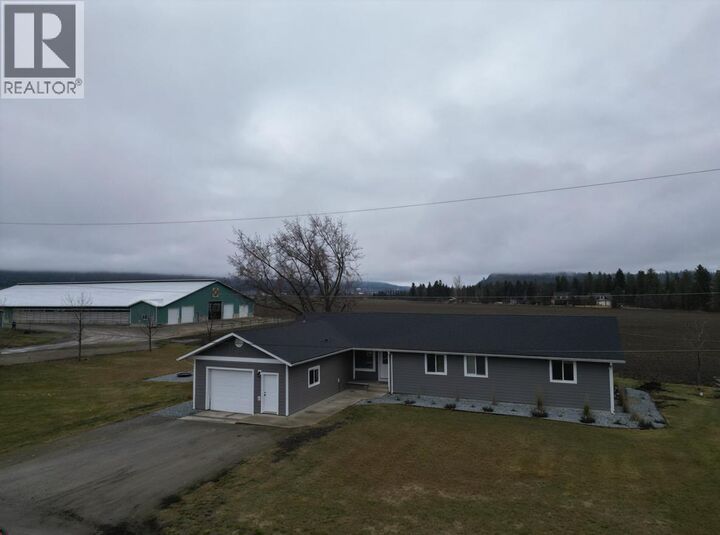 4809 Back Enderby Road — photo 1