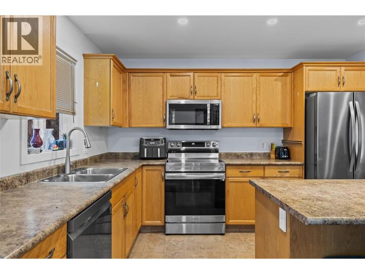 Property Photo: 2010 Porcupine Court BC V4T 2H5