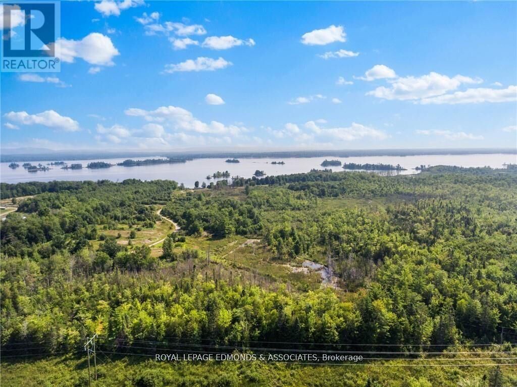 Property Photo:  540 Abbie Lane  ON K8H 3R9 