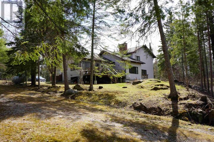 Property Photo: 11A Lebrons Rd, Long Bay, Lake Of The Woods ON P0X 1N0