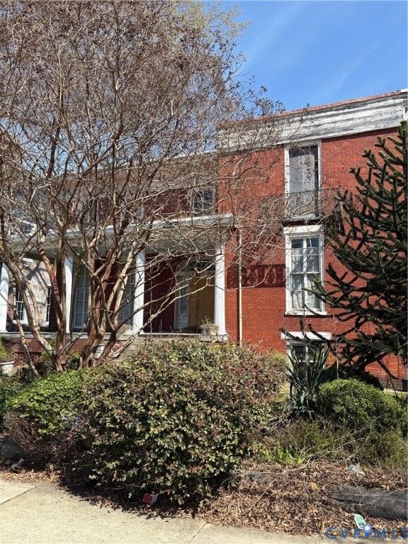 Property Photo:  115 S Market Street  VA 23803 