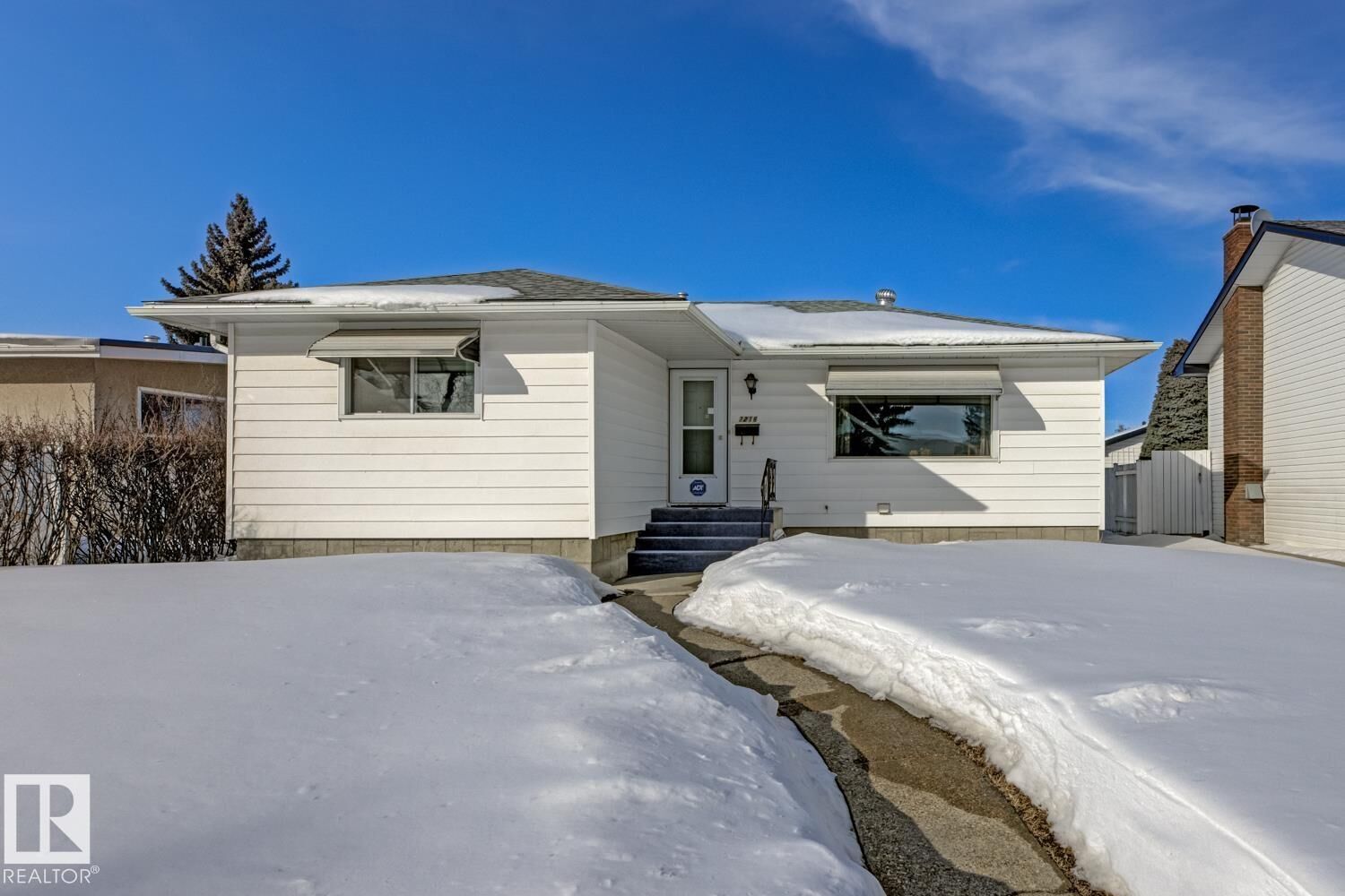 Property Photo: 7216 149A Avenue NW AB T5C 2W3