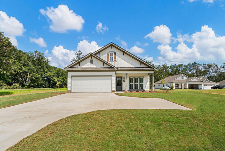 Property Photo: 109 Chinaberry Street GA 31826