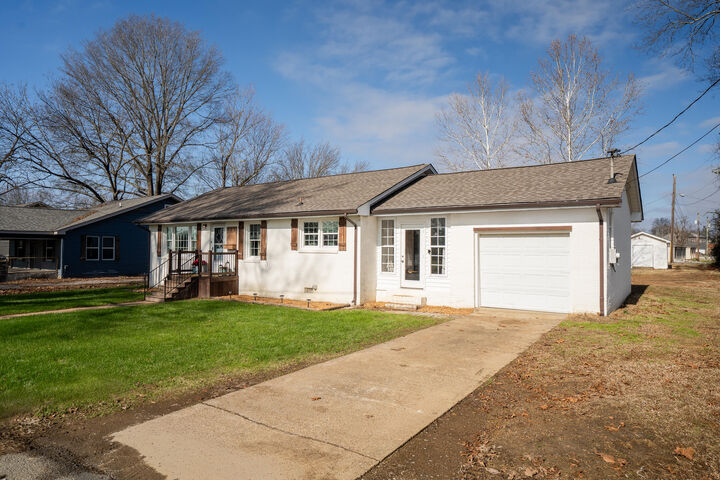 Property Photo: 463 Cotter Street GA 30736