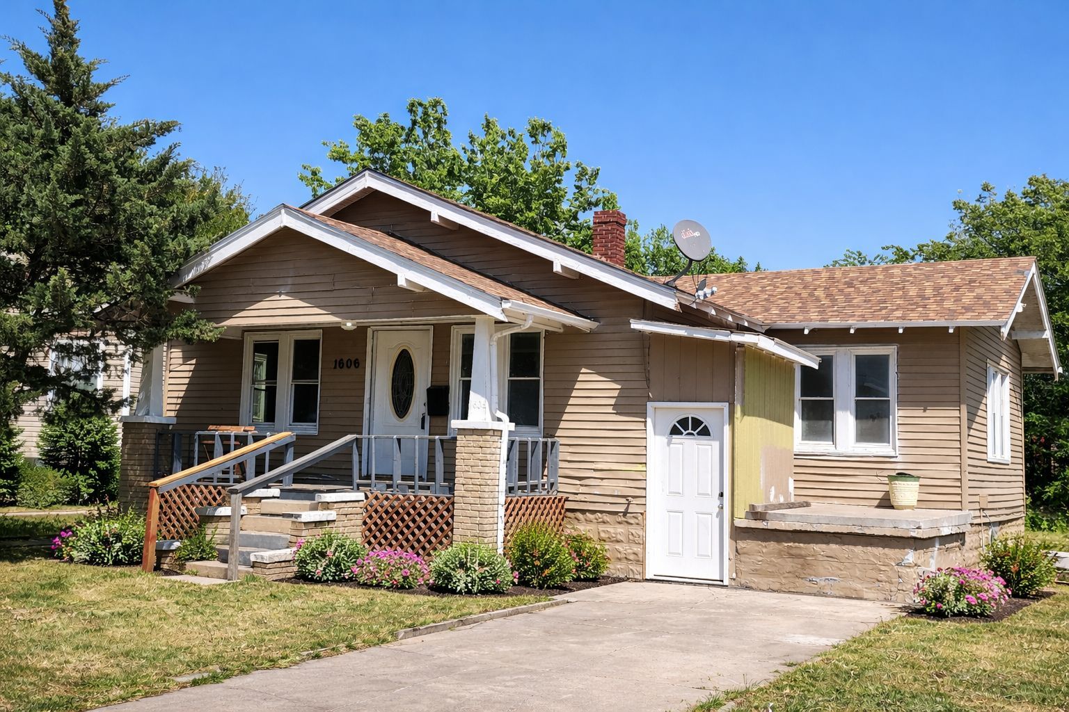 Property Photo: 1606 Avenue B KS 67801