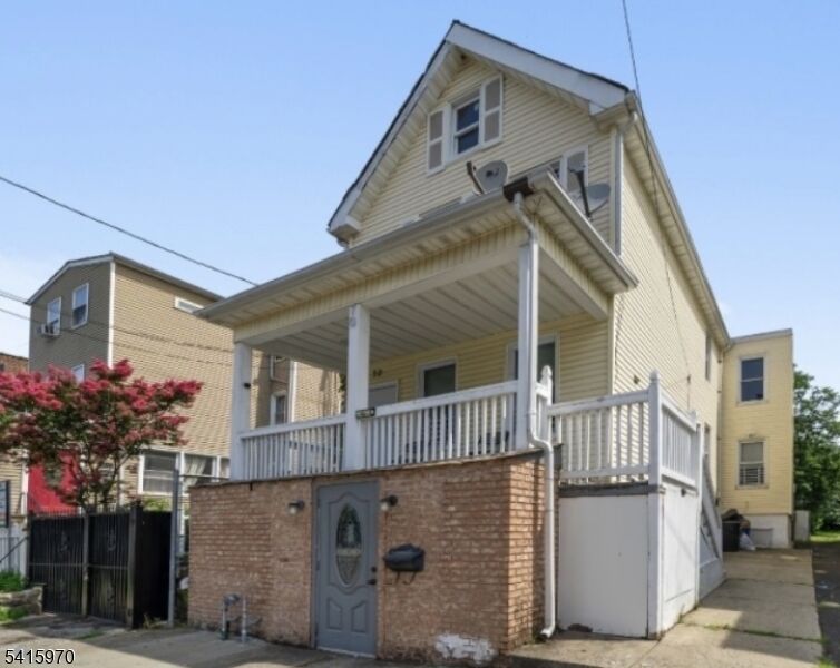 Property Photo:  70 Welland Ave  NJ 07111 