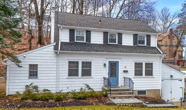 Property Photo:  41 S Ridgewood Rd  NJ 07079 
