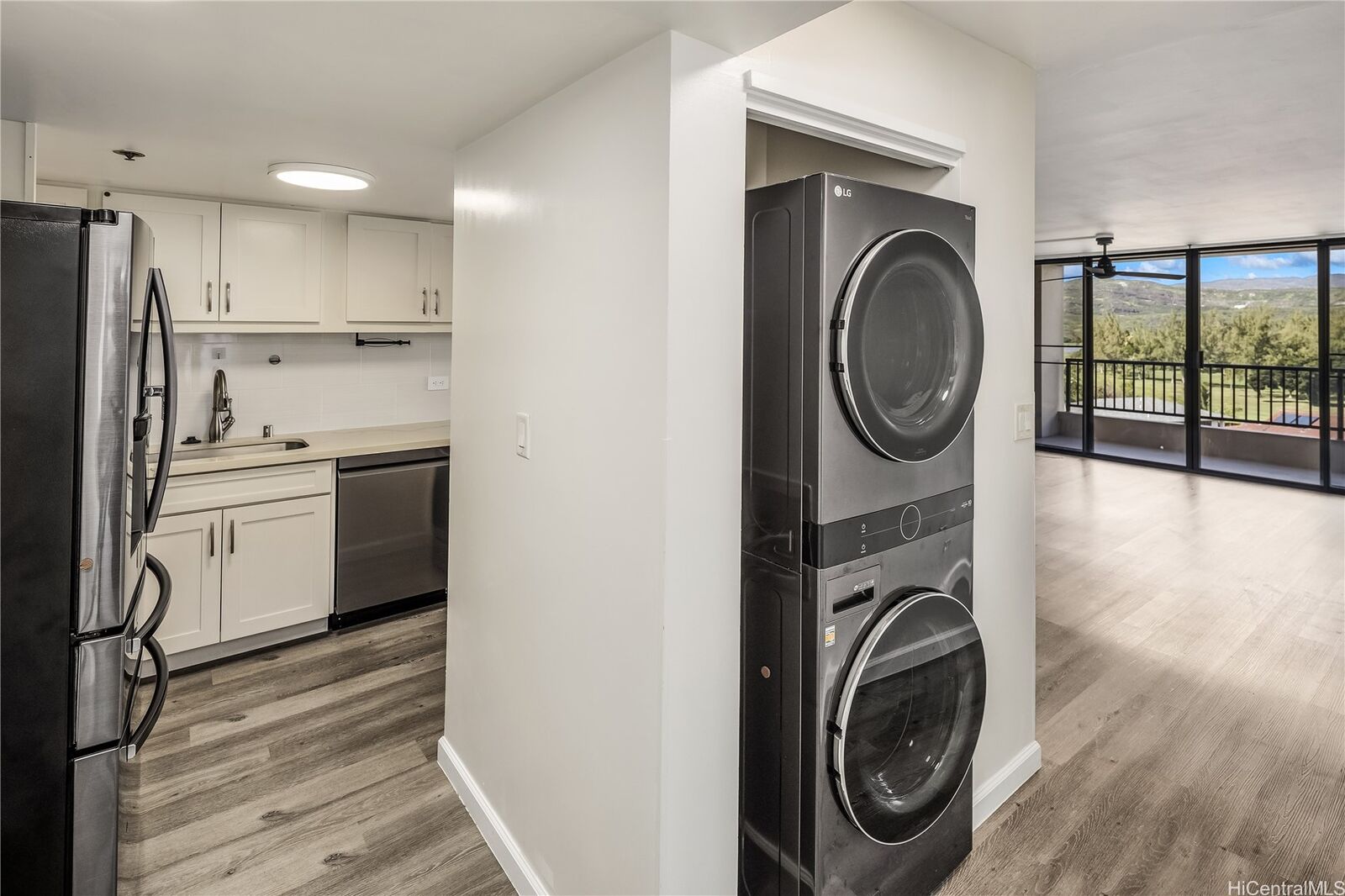 Property Photo:  3130 Ala Ilima Street 5B  HI 96818 