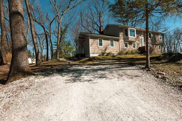 Property Photo:  109 Vista Terrace S B  NY 10541 