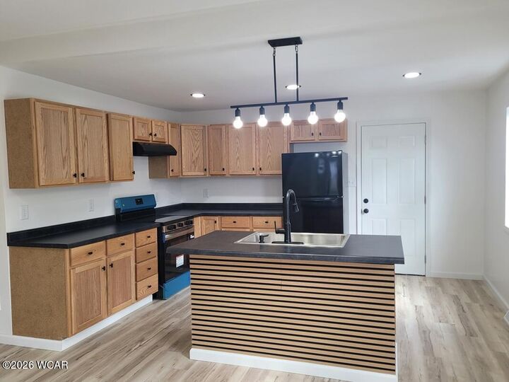 Property Photo:  707 Elm Street  OH 45859 