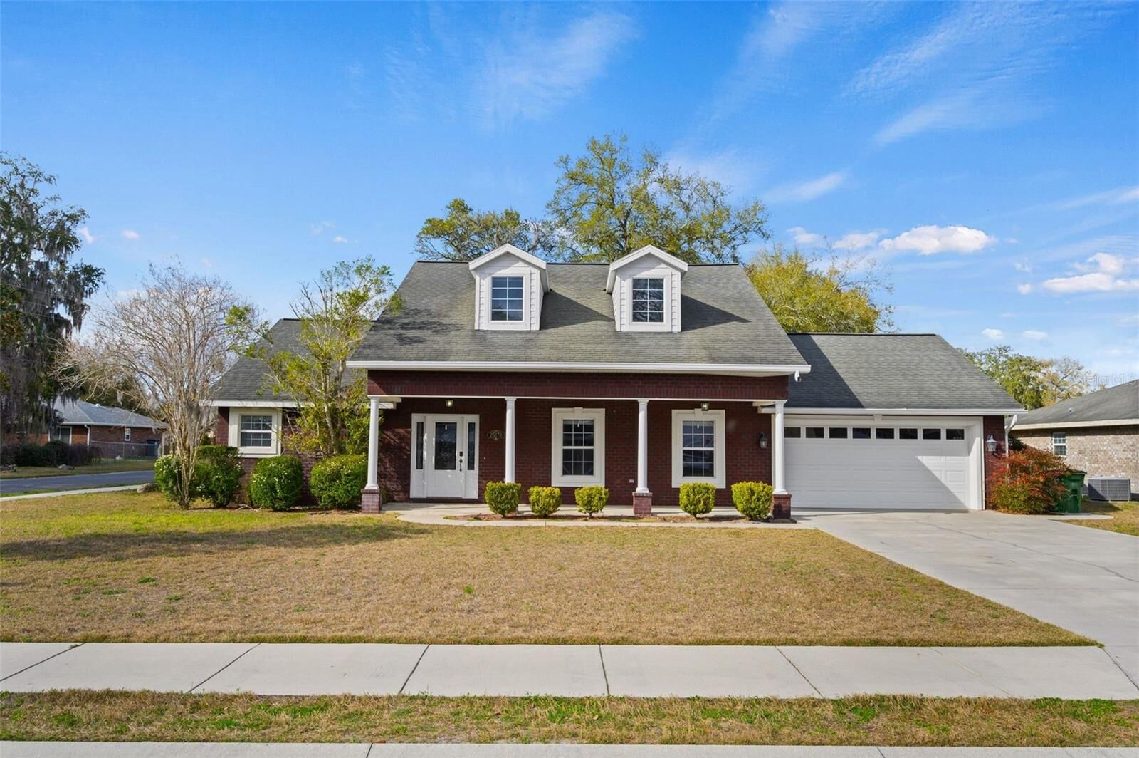 Property Photo:  25178 SW 20th Avenue  FL 32669 