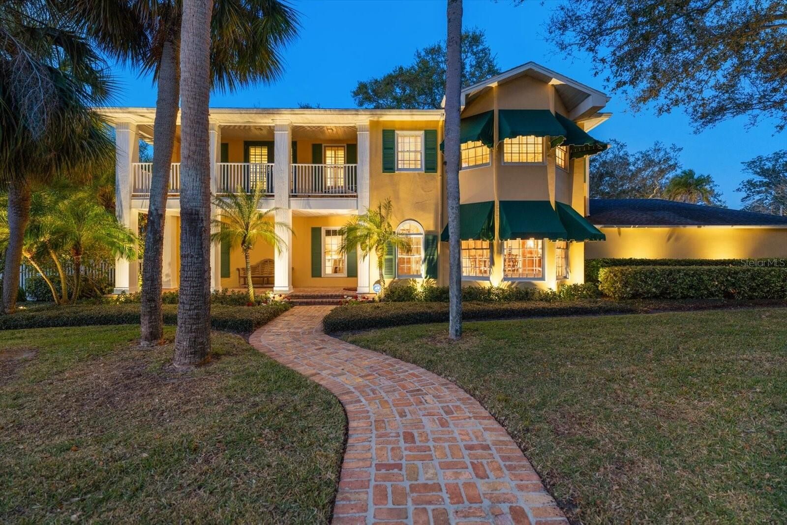 Property Photo:  100 Sarasota Road  FL 33756 