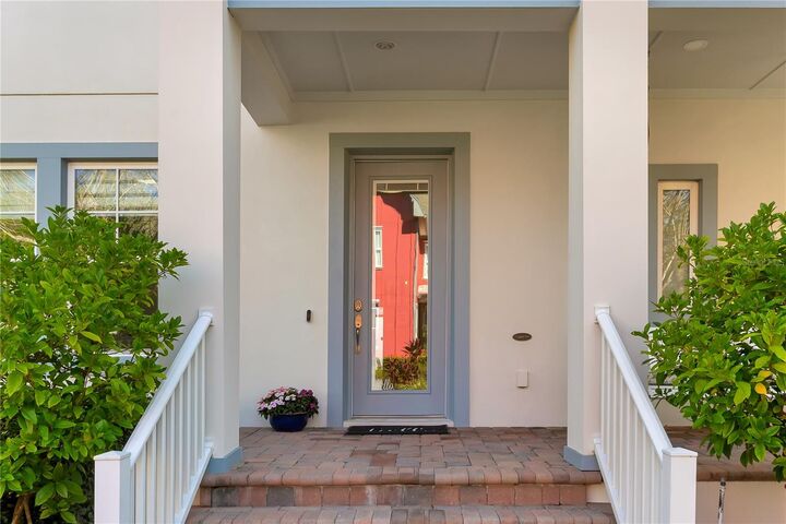 Property Photo: 14080 Agre Lane FL 32827