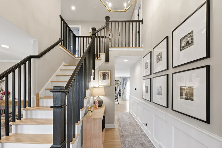 Property Photo:  657 W Revere Lane  IL 60067 