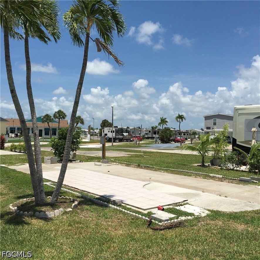 Property Photo: 19681 #249 Summerlin Road FL 33908