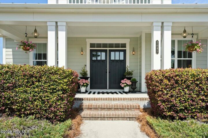 Property Photo:  2041 Shelmore Way  NC 28451 