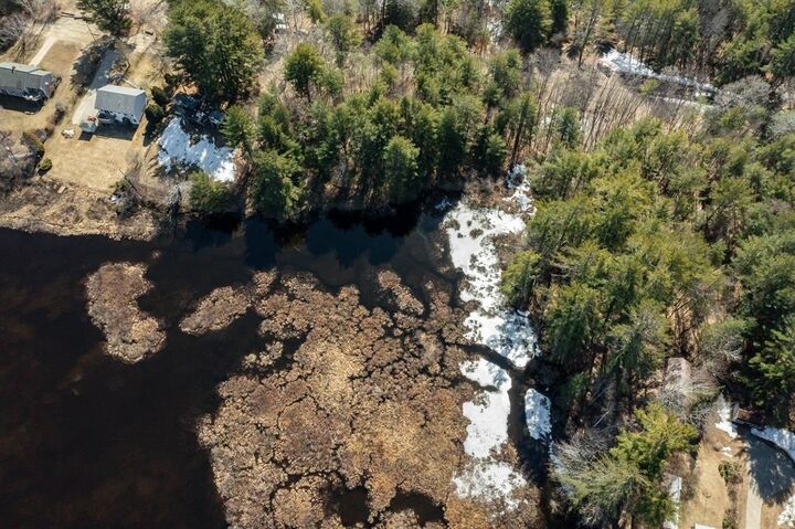 Property Photo: 12 Baxter Place NH 03809