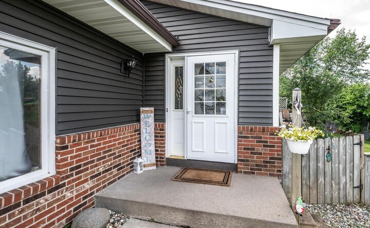 Property Photo:  1142 Cheery Lane NE  MN 55421 