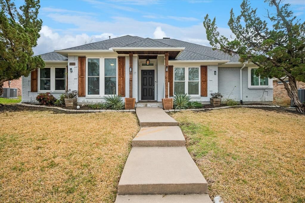 Property Photo:  1314 Red Maple Drive  TX 75007 