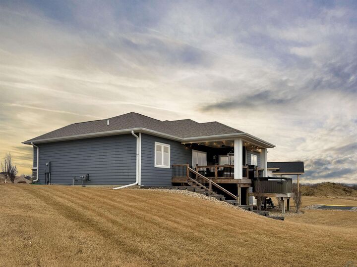 Property Photo:  1262 Tucker Hill Dr  IA 51024 