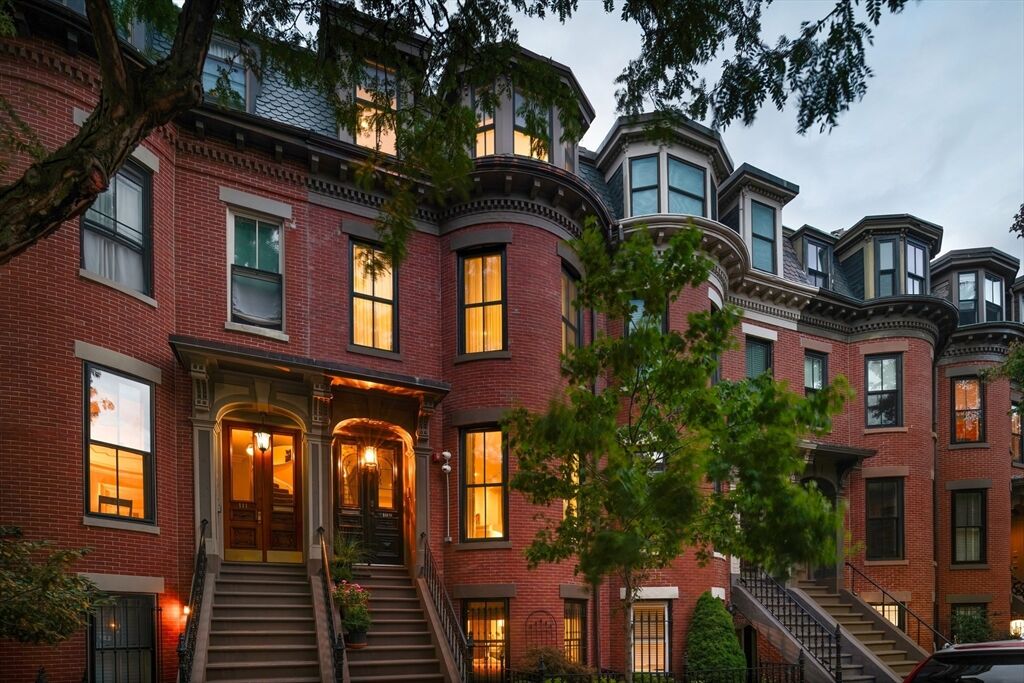 Property Photo:  109 Appleton St  MA 02116 