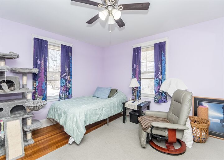 Property Photo:  1093 Main Street 2  MA 02451 