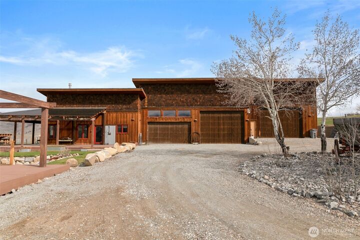 Property Photo:  74  Sawtooth View Road  WA 98846 