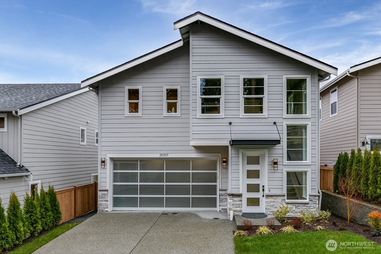 Property Photo:  20317  94th Drive NE  WA 98011 