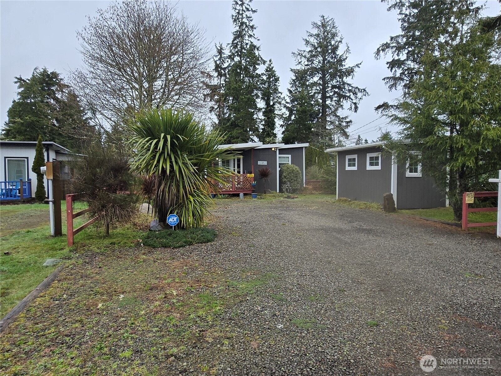 Property Photo:  2205  300th Place  WA 98640 