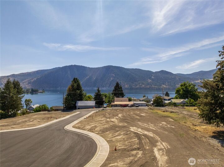 Property Photo:  55  Indigo Lane  WA 98831 