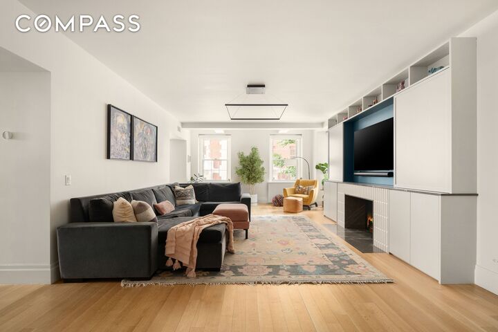 Property Photo:  160 Henry Street 3C  NY 11201 