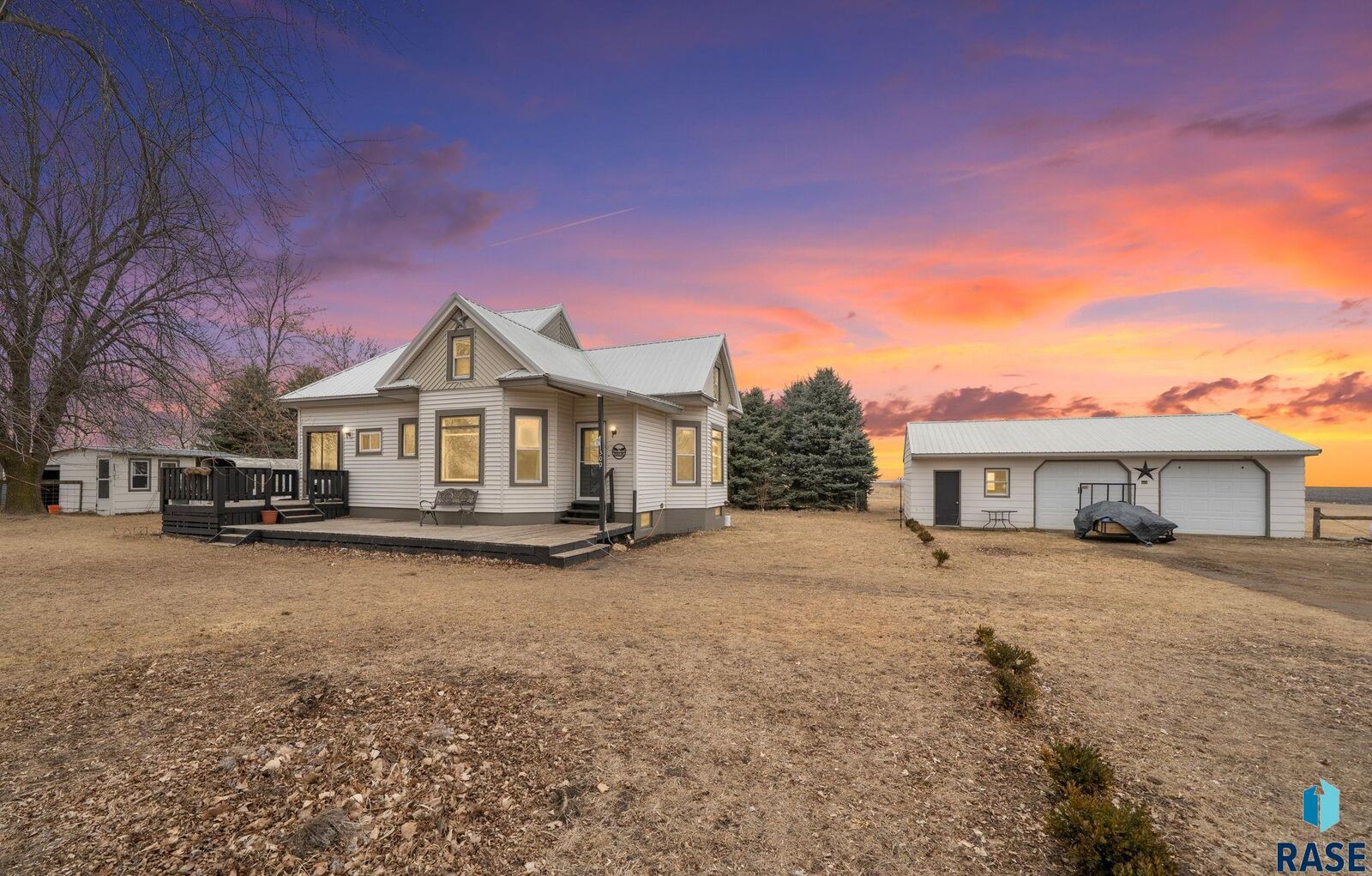 Property Photo:  300 W Industrial Rd  SD 57075 