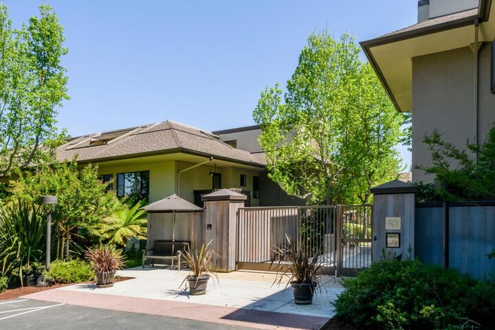 Property Photo:  2140 Santa Cruz Avenue A201  CA 94025 