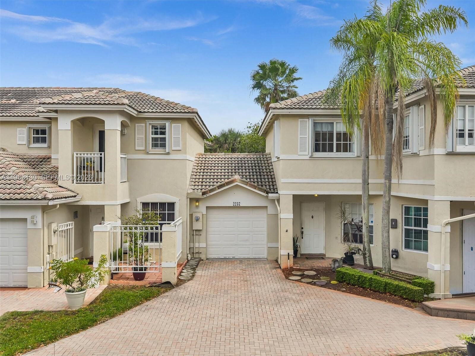 Property Photo: 2237 NW 171st Ter FL 33028