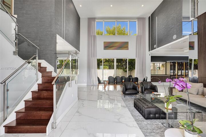 Property Photo: 10223 NW 75th Ter FL 33178