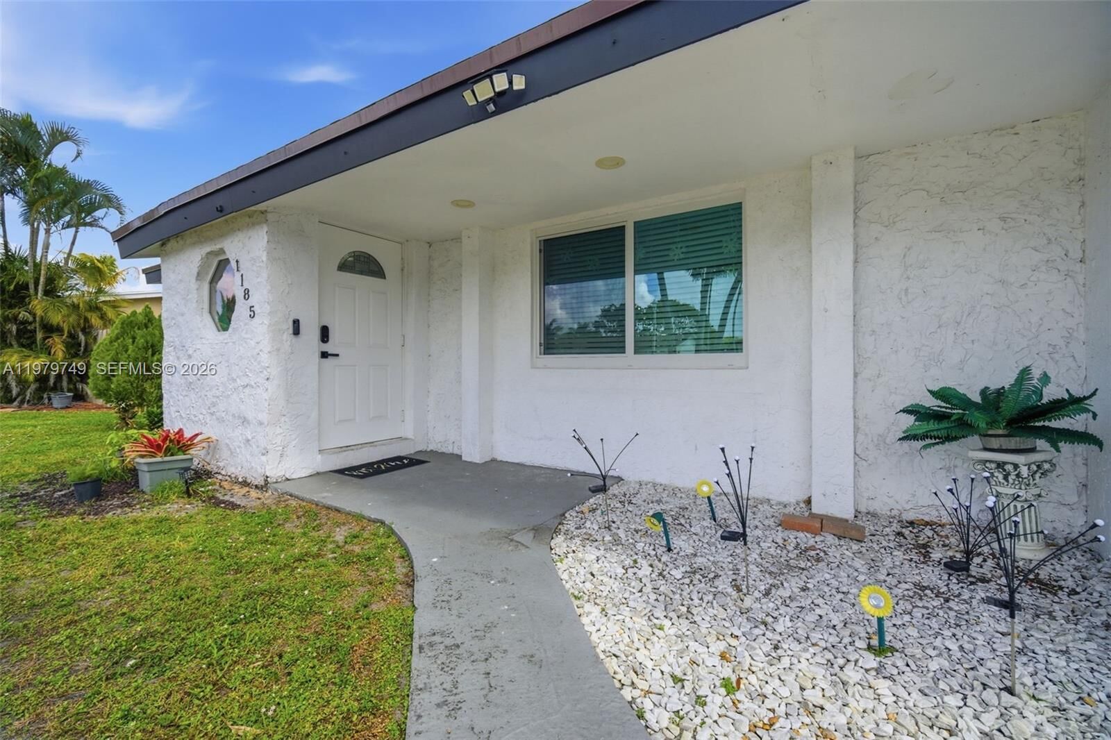 Property Photo:  1185 NW 92nd Ave  FL 33024 