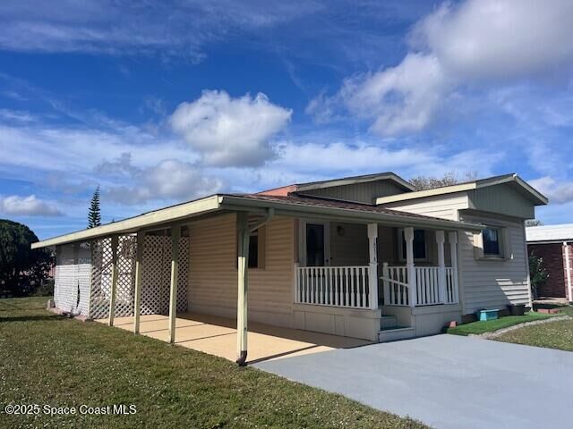 Property Photo:  1836 Big Cypress Street NE  FL 32905 
