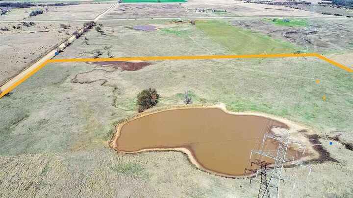 Property Photo:  County Road 150  OK 73077 